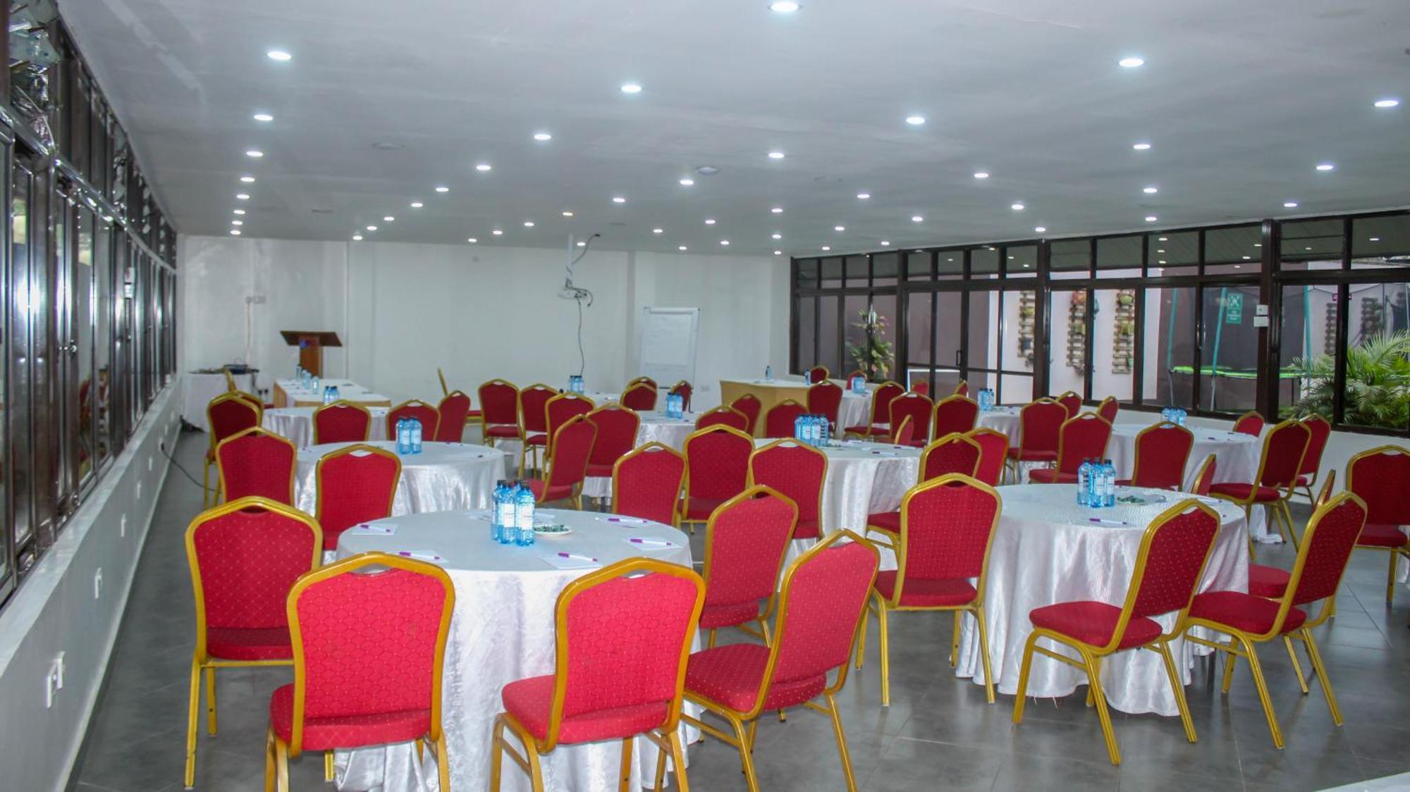 67 Airport Hotel Nairobi Mlolongo エクステリア 写真