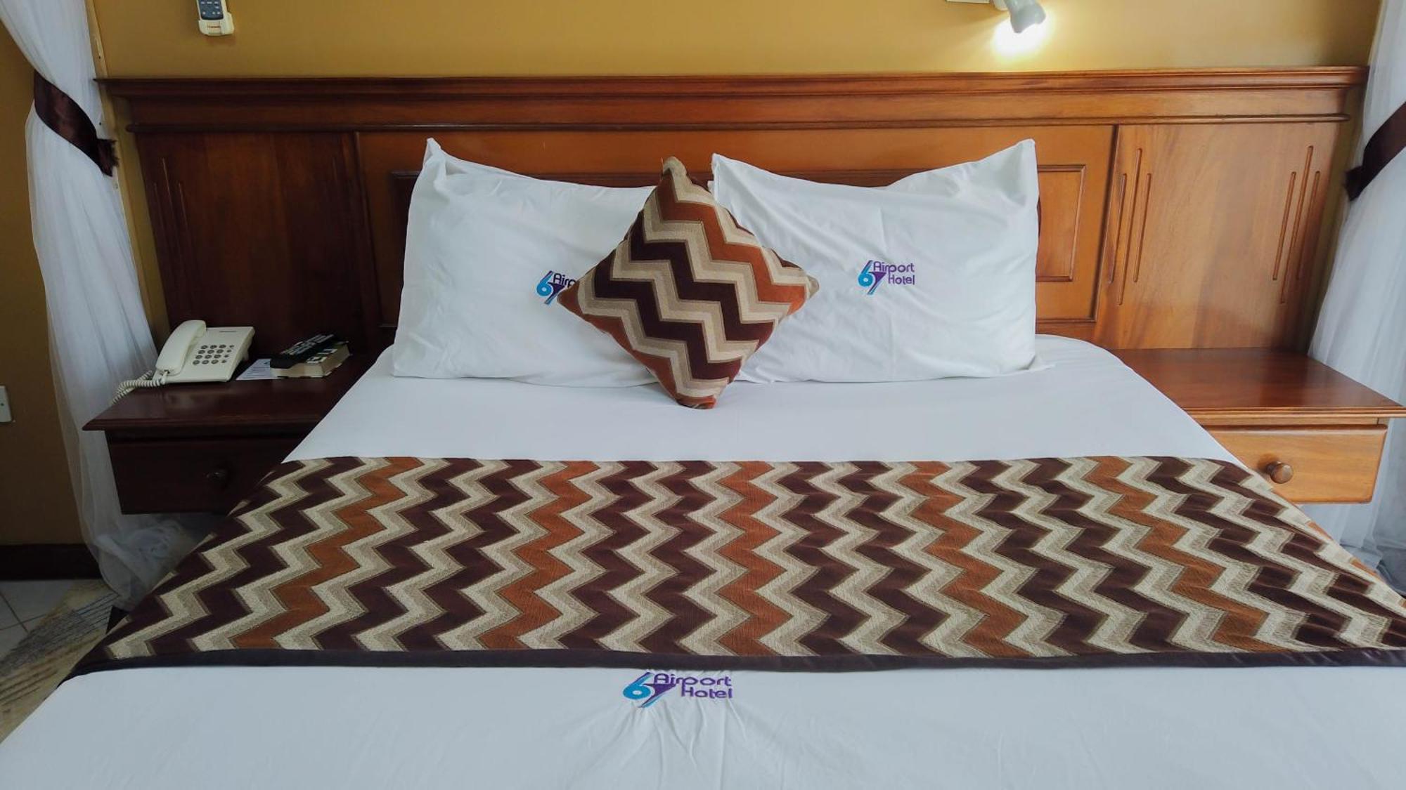 67 Airport Hotel Nairobi Mlolongo エクステリア 写真