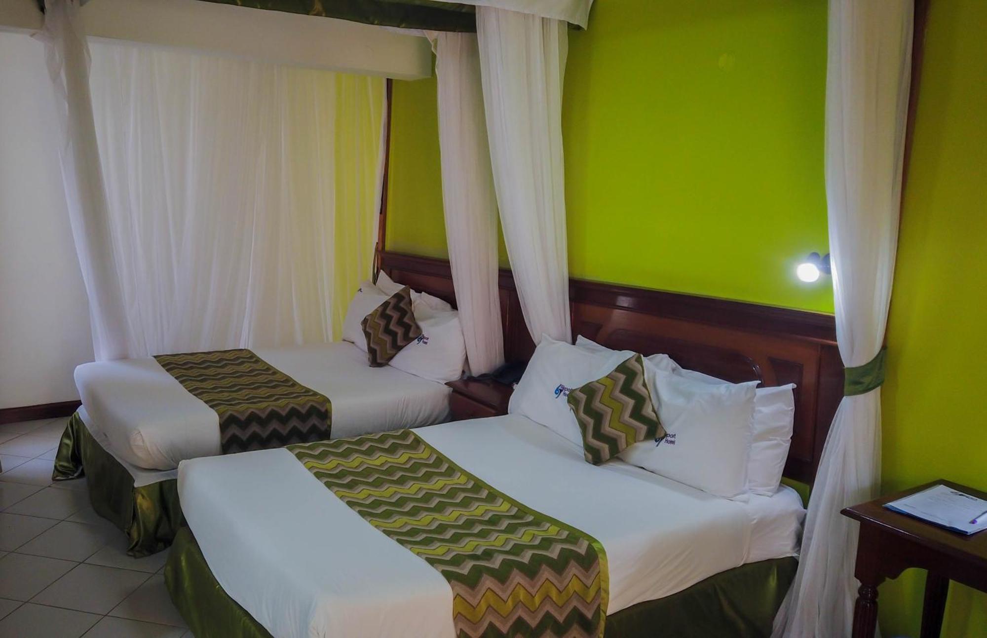 67 Airport Hotel Nairobi Mlolongo エクステリア 写真