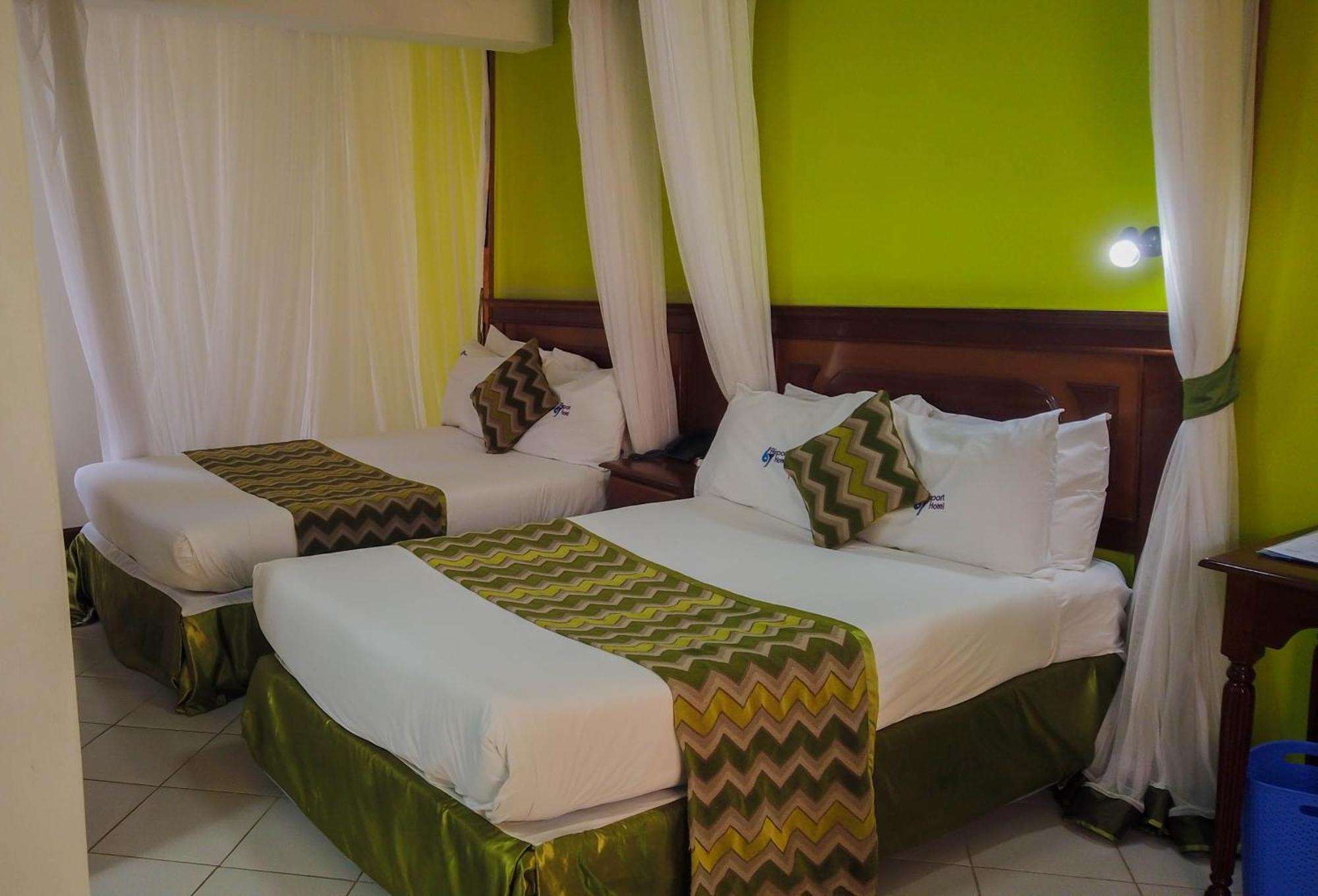67 Airport Hotel Nairobi Mlolongo エクステリア 写真