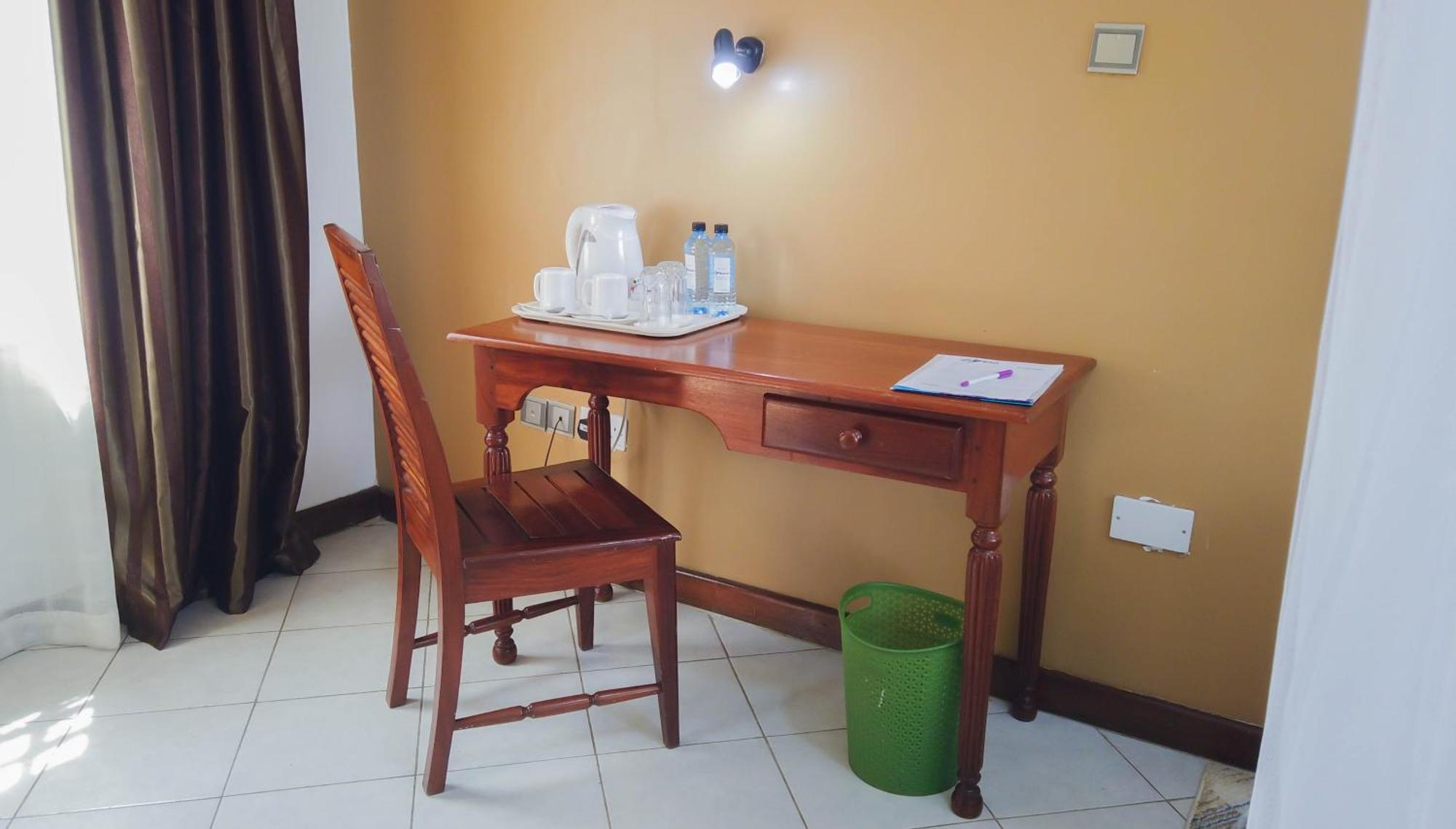 67 Airport Hotel Nairobi Mlolongo エクステリア 写真