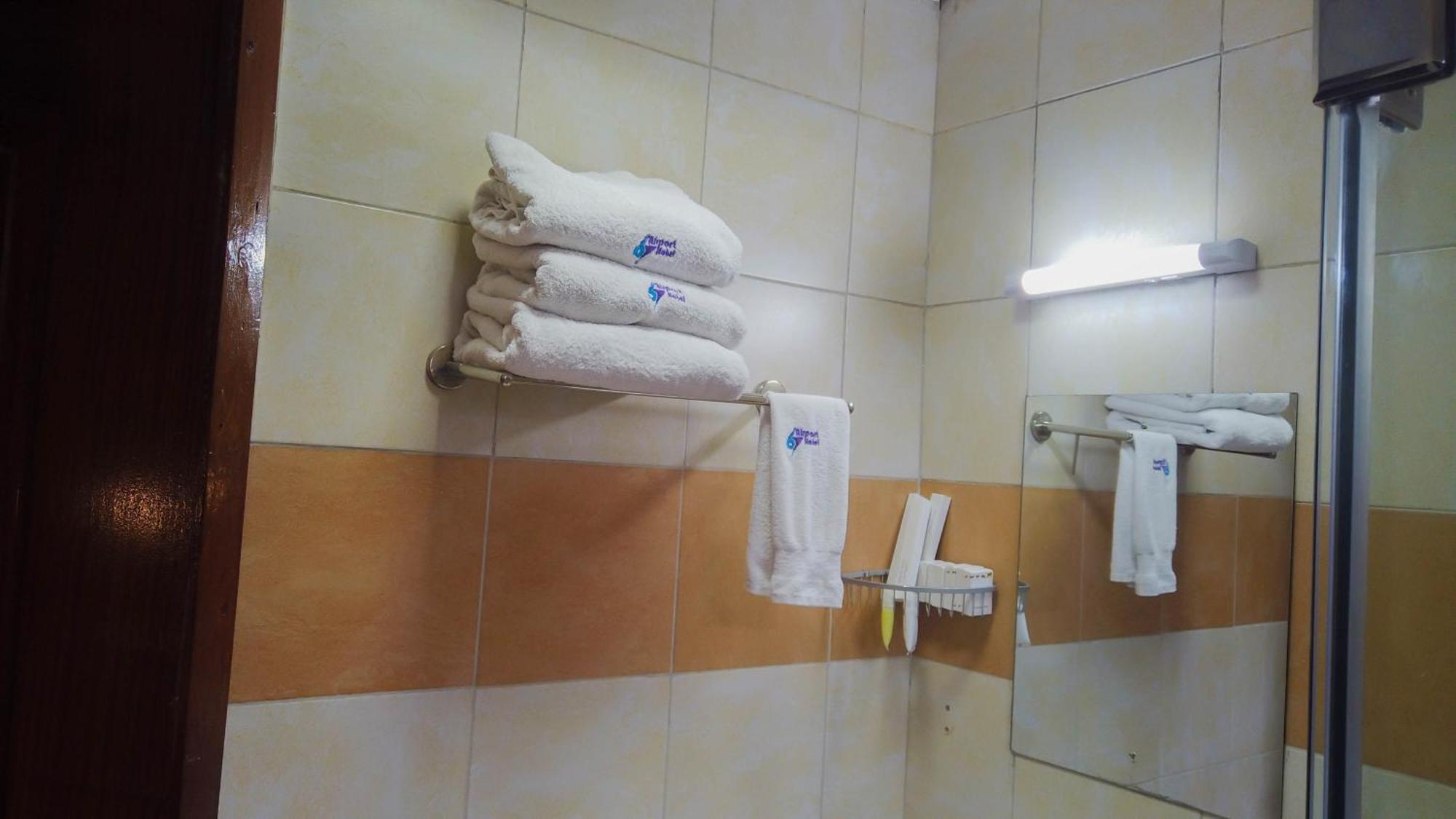 67 Airport Hotel Nairobi Mlolongo エクステリア 写真